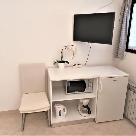 Apartman Istra 2 *